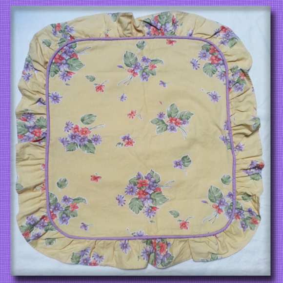 Shabby Chic Cottage ruffled pillow sham - Picture 1 of 4
